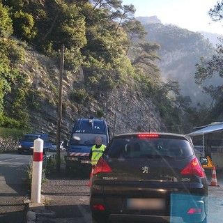 Ad Olivetta San Michele come a Bardonecchia: continui 'sconfinamenti' di agenti francesi di pattuglia, la conferma del Sindaco Ad Olivetta San Michele come a Bardonecchia: continui 'sconfinamenti' di agenti francesi di pattuglia, la conferma del Sindaco