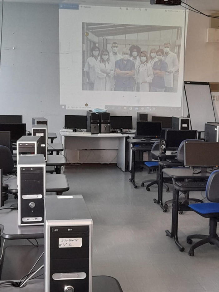 Sanremo: la settimana scorsa primo incontro sull'edilizia scolastica, il punto del gruppo della Fos Sanremo: la settimana scorsa primo incontro sull'edilizia scolastica, il punto del gruppo della Fos