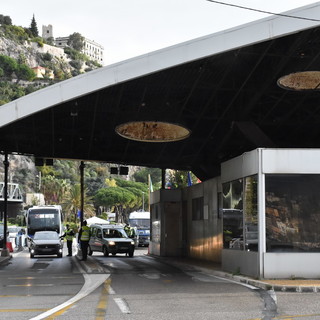 Assegni familiari per i frontalieri: Marco Scajola “Soluzione immediata dal Governo"