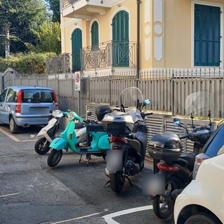 Bordighera: da un condominio lanciato l'allarme “Moto e scooter fuori controllo in via Pelloux"