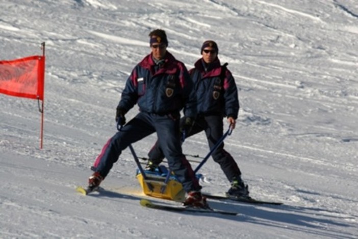 Incidente sulle piste di Limone Piemonte: 56enne bordigotto cade e si frattura costato e clavicola Incidente sulle piste di Limone Piemonte: 56enne bordigotto cade e si frattura costato e clavicola