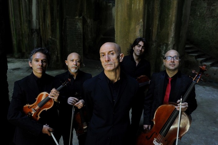 Ventimiglia: 'Istigazione alla bellezza', stasera Peppe Servillo &amp; Solis String Quartet in 'Presentimento', alle 21.30 al Forte dell'Annunziata