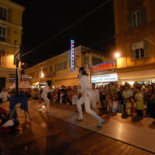 Sanremo: anche l'Accademia Scherma matuziana alla 'Notte Bianca 2010' Sanremo: anche l'Accademia Scherma matuziana alla 'Notte Bianca 2010'