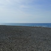 Rispettare l'ambiente e il mare, al via "Puliamo la spiaggia di Vallecrosia" (Foto)