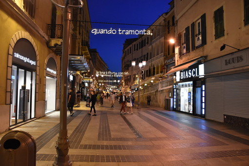 Sanremo: la prossima settimana via alla filodiffusione in via Matteotti, musica d'autore per accompagnare il Premio Tenco Sanremo: la prossima settimana via alla filodiffusione in via Matteotti, musica d'autore per accompagnare il Premio Tenco