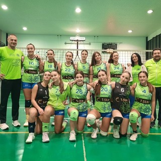 Pallavolo giovanile, la Conad City Mazzucchelli vola in vetta all’Under 17: derby vinto 3-0 contro il Volley Arma
