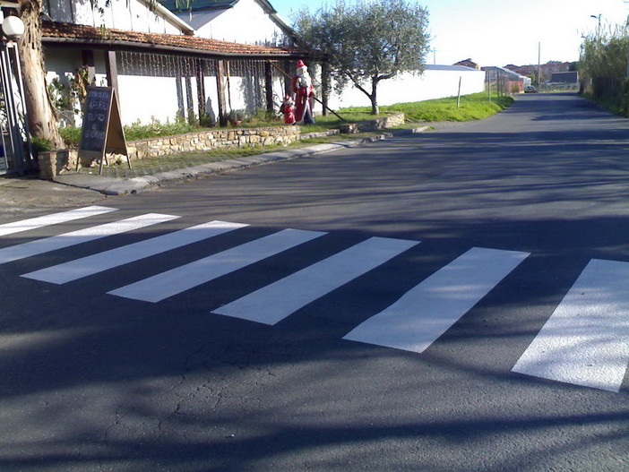 Diano Marina: passaggio pedonale 'esclusivo', un nostro lettore torna alla carica