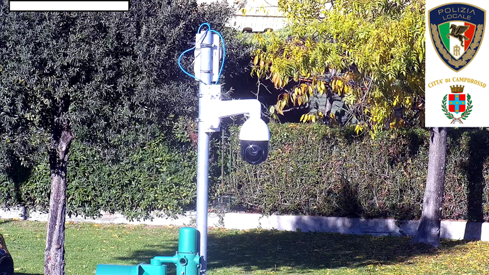 Camporosso, manomette il sistema di videosorveglianza e d’illuminazione pubblica: denunciato 62enne (Foto) Camporosso, manomette il sistema di videosorveglianza e d’illuminazione pubblica: denunciato 62enne (Foto)