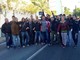 L’ex Sindaco di Ventimiglia Scullino 'pizzicato' in mezzo ai manifestanti ad Imperia, lo scatto fa il giro del web L’ex Sindaco di Ventimiglia Scullino 'pizzicato' in mezzo ai manifestanti ad Imperia, lo scatto fa il giro del web