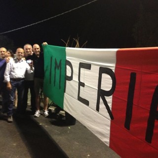 Uno striscione da Imperia in Brasile per seguire gli 'azzurri' ai Mondiali di Calcio