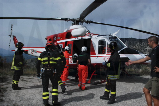 Pigna: anziano colpito da ictus, interviene l'elicottero per il trasporto al 'Santa Corona' di Pietra Ligure Pigna: anziano colpito da ictus, interviene l'elicottero per il trasporto al 'Santa Corona' di Pietra Ligure