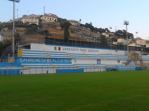 La gradinata Nord dello stadio 'Comunale' La gradinata Nord dello stadio 'Comunale'