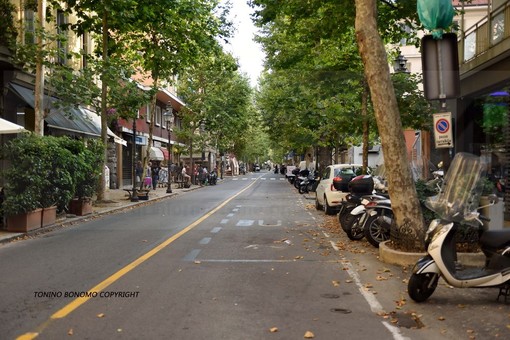 Sanremo: una città 'fantasma' nelle due ore di Italia-Spagna, nonostante l'ora 'di punta' era deserta Sanremo: una città 'fantasma' nelle due ore di Italia-Spagna, nonostante l'ora 'di punta' era deserta