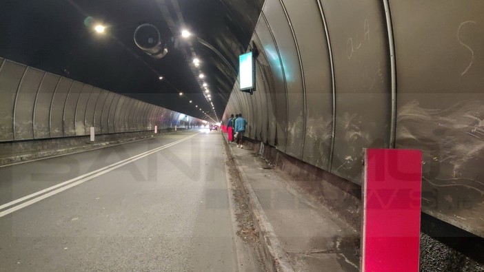 Ventimiglia: migranti e politica, continua il botta e risposta. Il PD rimbrotta la Lega Ventimiglia: migranti e politica, continua il botta e risposta. Il PD rimbrotta la Lega