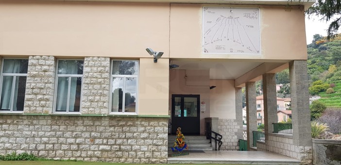 Ventimiglia: esulta la scuola Primaria di Latte, tutti negativi i tamponi di studenti e docenti