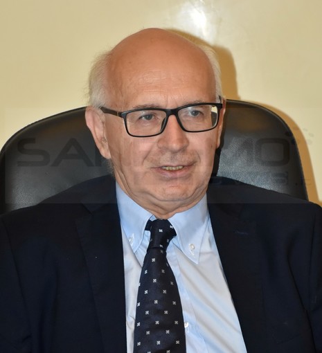 Ventimiglia: arrivato il Commissario Prefettizio De Lucia, la Confesercenti gli dà il benvenuto Ventimiglia: arrivato il Commissario Prefettizio De Lucia, la Confesercenti gli dà il benvenuto