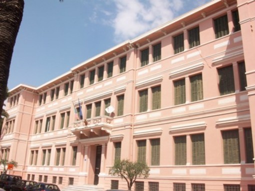 Ventimiglia: si rompe una tubazione, tre giorni di freddo alle scuole di via Veneto