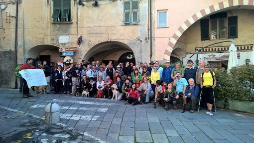 Pieve di Teco: grande successo ieri per il progetto di riqualificazione 'Sentieri dei Tre Monti' con I.Theicos' Pieve di Teco: grande successo ieri per il progetto di riqualificazione 'Sentieri dei Tre Monti' con I.Theicos'