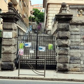 Sanremo: problemi di accesso ai seggi della scuola di via Volta, le lamentele degli elettori