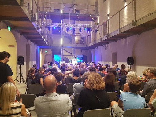 Sanremo: tutti a Santa Tecla per "Soleà" tra scrittori noir e Lella Costa che legge Calvino Sanremo: tutti a Santa Tecla per "Soleà" tra scrittori noir e Lella Costa che legge Calvino