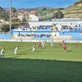 Calcio. Serie D, Sanremese, l'anticipo con il Borgosesia finisce in parità: a Fossati risponde Aperi
