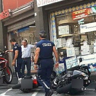 Sanremo: fa 'strike' di scooter in via Roglio ma lascia un biglietto con il suo numero (Foto)