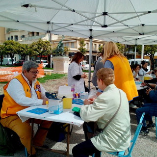 I lions di Ventimiglia e di Mentone ancora una volta insieme contro il diabete I lions di Ventimiglia e di Mentone ancora una volta insieme contro il diabete