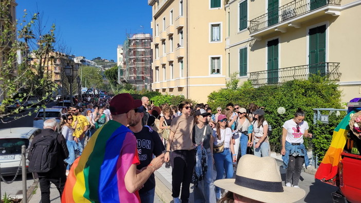 Sanremo Pride 2026, ufficializzata la data: l’11 aprile la prima parata d’Italia torna nella città del Festival