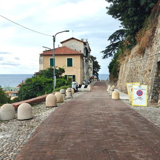 Sanremo, parcheggi a rischio tra via Tapoletti e piazza San Costanzo: un lettore "Dove metteremo le auto?" Sanremo, parcheggi a rischio tra via Tapoletti e piazza San Costanzo: un lettore "Dove metteremo le auto?"