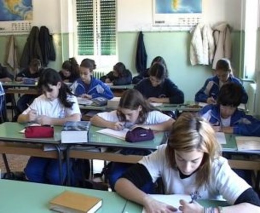 Dispersione scolastica, un problema che passa inosservato: sabato prossimo un incontro al 'Bookcafè'