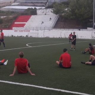 Calcio. Buon test amichevole tra Sanstevese e Camporosso: è 1-1 Calcio. Buon test amichevole tra Sanstevese e Camporosso: è 1-1