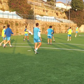 Calcio: stamattina la rifinitura e domani la Sanremese torna in campo, i biancoazzurri ospitano il Pont Donnaz