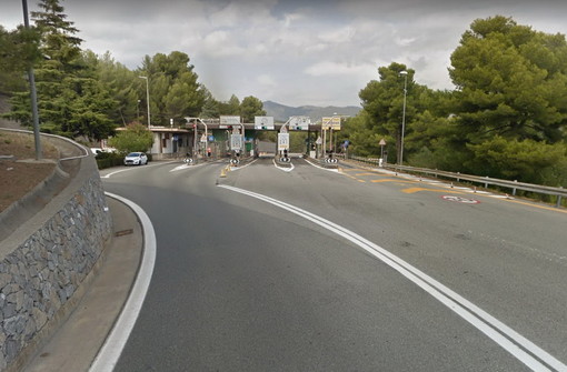 Venerdì prossimo chiusura parziale dello svincolo di San Bartolomeo al Mare sull'Autostrada dei Fiori Venerdì prossimo chiusura parziale dello svincolo di San Bartolomeo al Mare sull'Autostrada dei Fiori