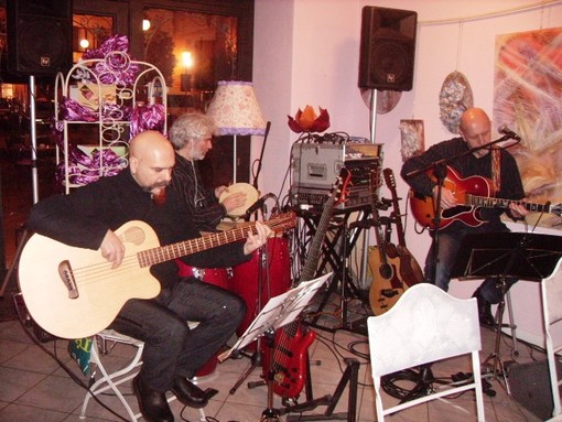 Imperia: ottimo successo questa sera per gli showcase di Mauro Vero, Marco Fadda e Mario Susta