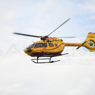 Carpasio: incidente sulla strada provinciale, straniero lievemente ferito e portato in elicottero a Pietra Ligure