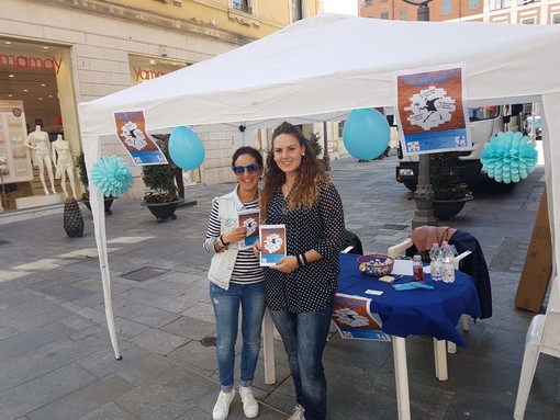 Sanremo: volantinaggio del centro di solidarietà “L'Ancora” per promuovere i progetti di servizio sociale