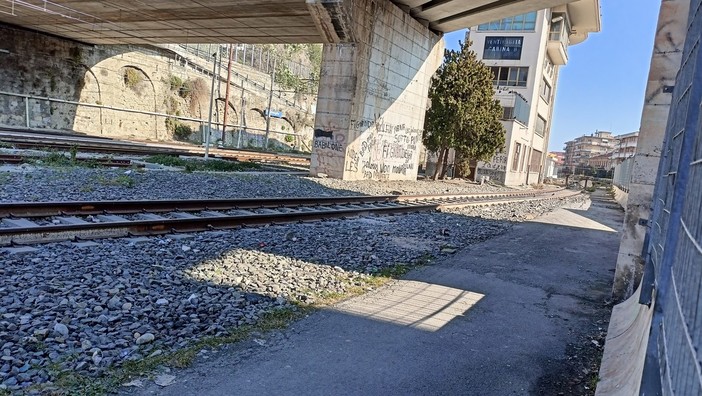 Sgombero accampamento migranti a Ventimiglia, un lettore: "Istituzioni provvedano a non far vivere le persone nel degrado"