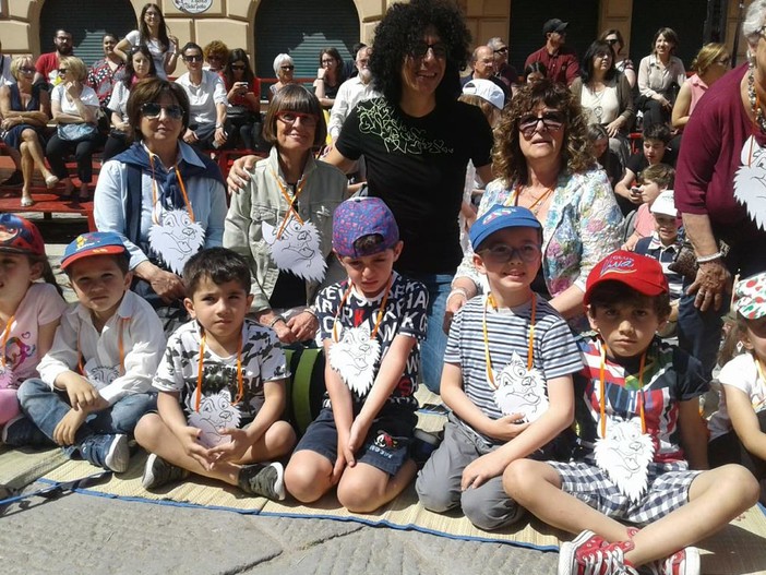 Imperia: la scuola dell'infanzia di via degli Ulivi 'Littardi' ha vinto il 'Premio Andersen' nella fascia 0/6 (Foto)