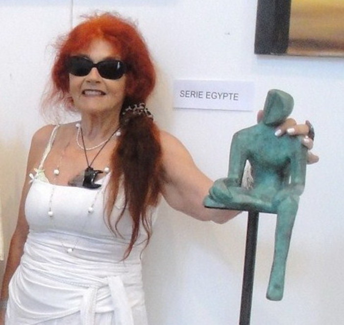 L'artista imperiese Serenella Sossi esporrà le proprie sculture nel weekend all'Art3F di Marsiglia L'artista imperiese Serenella Sossi esporrà le proprie sculture nel weekend all'Art3F di Marsiglia