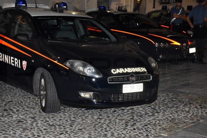 Laigueglia: giovane imperiese derubato e malmenato in discoteca, subito arrestato dai Carabinieri il malvivente (Foto)