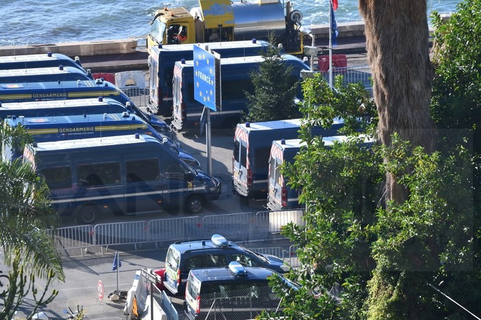 Dalla Calabria smantellata un'organizzazione che faceva arrivare migranti mediorientali anche a Ventimiglia