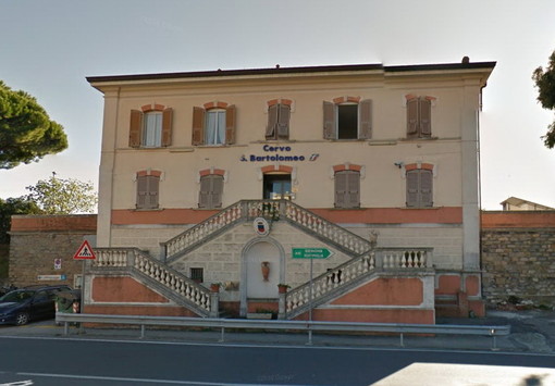Cervo: L'ultimo treno per Cervo-San Bartolomeo si fermerà domani alle 17.05 festa d'addio in stazione alla vecchia tratta