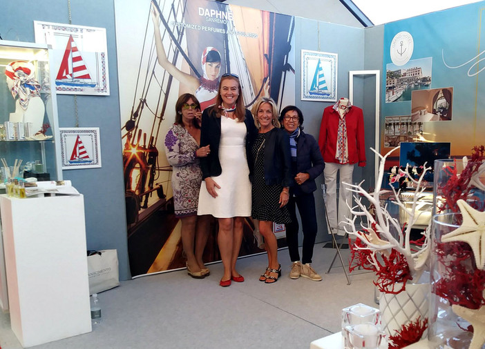Moda e nautica si incontrano in una collezione Made in Liguria, Daphné al Salone Nautico Internazionale di Genova Moda e nautica si incontrano in una collezione Made in Liguria, Daphné al Salone Nautico Internazionale di Genova