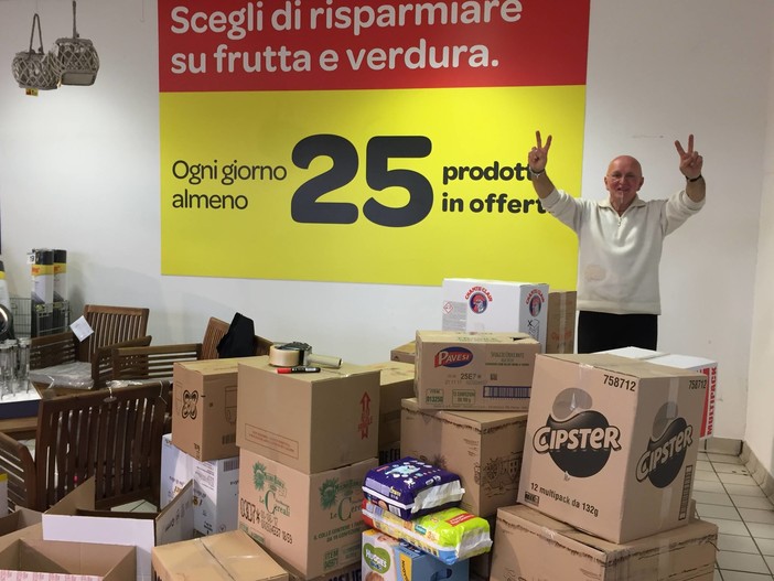 Sanremo: da Bussana a Norcia, pronta la terza spedizione di aiuti per le popolazioni colpite dal terremoto (Foto) Sanremo: da Bussana a Norcia, pronta la terza spedizione di aiuti per le popolazioni colpite dal terremoto (Foto)