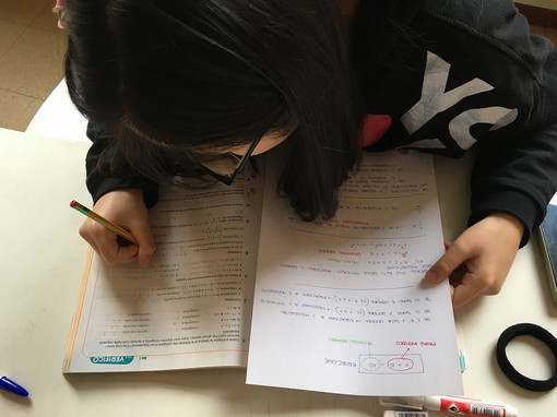 Quaderni, penne e matite per i minori in difficoltà  accolti da Fondazione Somaschi: 20 a Vallecrosia
