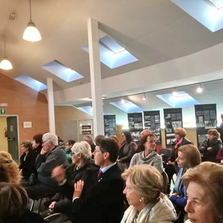 Grande partecipazione questa mattina alla celebrazione del Soroptimist Day 2018 Grande partecipazione questa mattina alla celebrazione del Soroptimist Day 2018