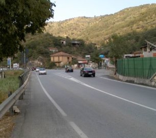 Imperia: da lunedì prossimo al 15 febbraio senso unico alternato tra le 8 e le 17 sulla SS28 a Pontedassio