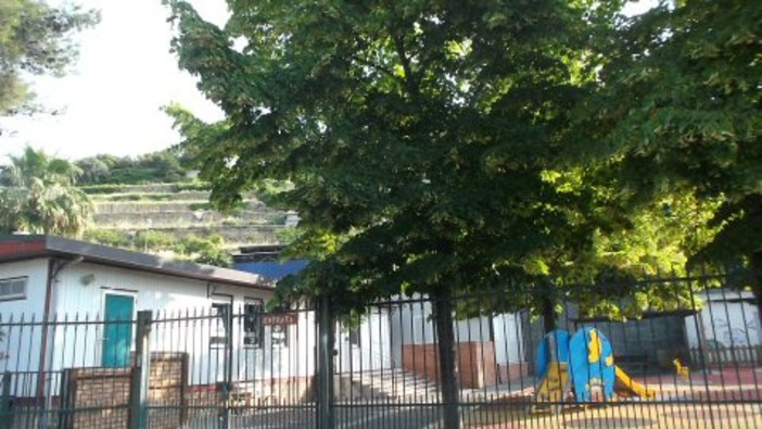 Sanremo: dopo la Primaria di via Volta chiusa anche una sezione della scuola dell'infanzia di Borgo Tinasso Sanremo: dopo la Primaria di via Volta chiusa anche una sezione della scuola dell'infanzia di Borgo Tinasso