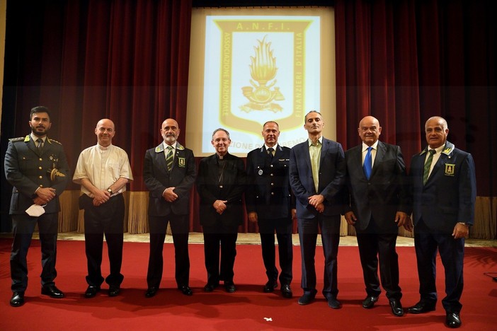 Sanremo: ieri al Casinò spettacolo musicale organizzato dall’Associazione Nazionale Finanzieri d’Italia (Foto)