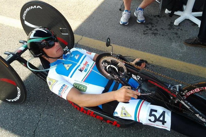Handbike: l’imperiese Saverio di Bari medaglia d’argento strada e crono ai Campionati Italiani Handbike: l’imperiese Saverio di Bari medaglia d’argento strada e crono ai Campionati Italiani